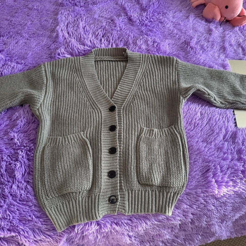 Gray Knit Cardigan with Pockets